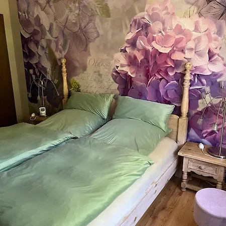 Weirich Apartment *